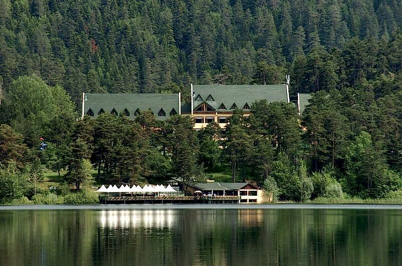 Büyük  Abant  Hotel