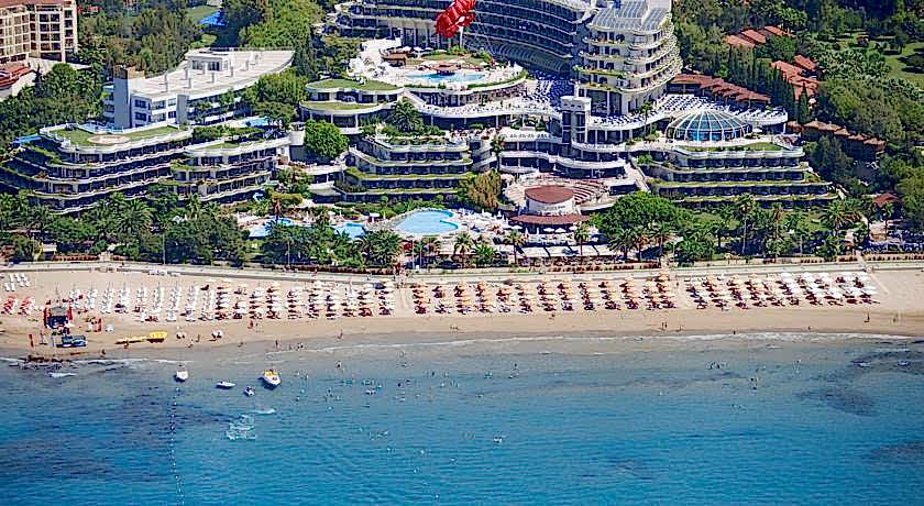 Crystal Sunrise Quenn Luxury Resort & SPA