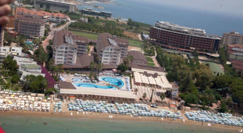 Lonicera World Hotel