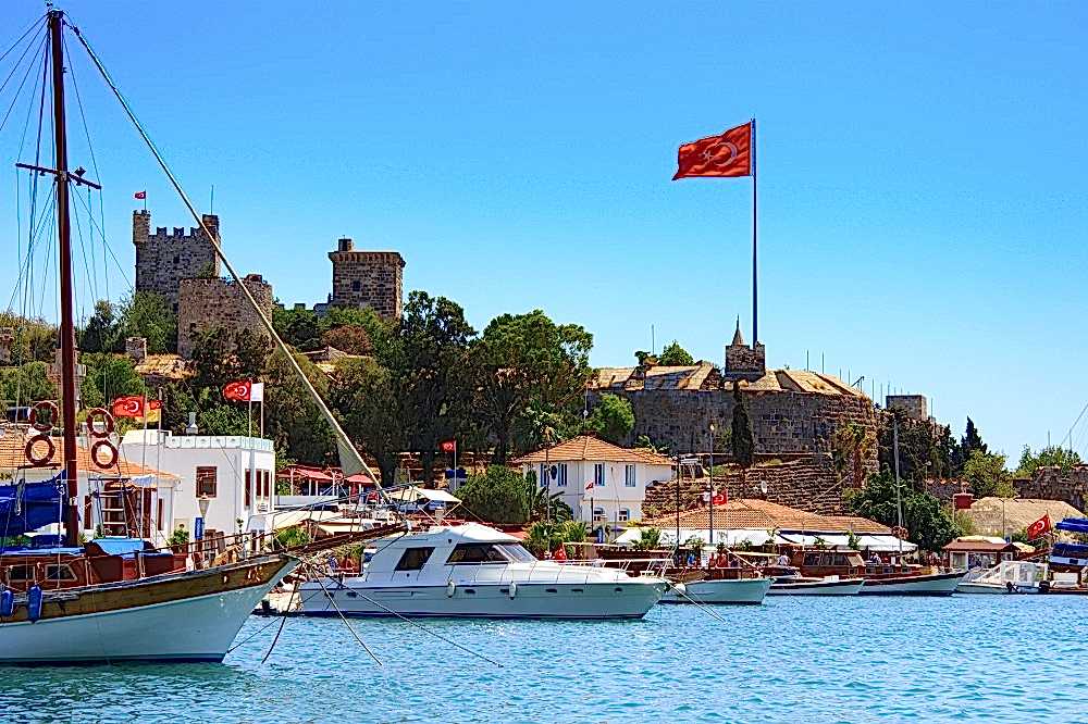  Akvaryum  Otel