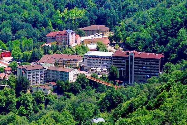 Caglayan Otel Oylat Kaplıcaları